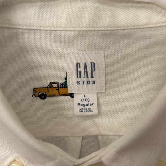Boys GapKids Holiday Button Down Shirt - Picture 3 of 5